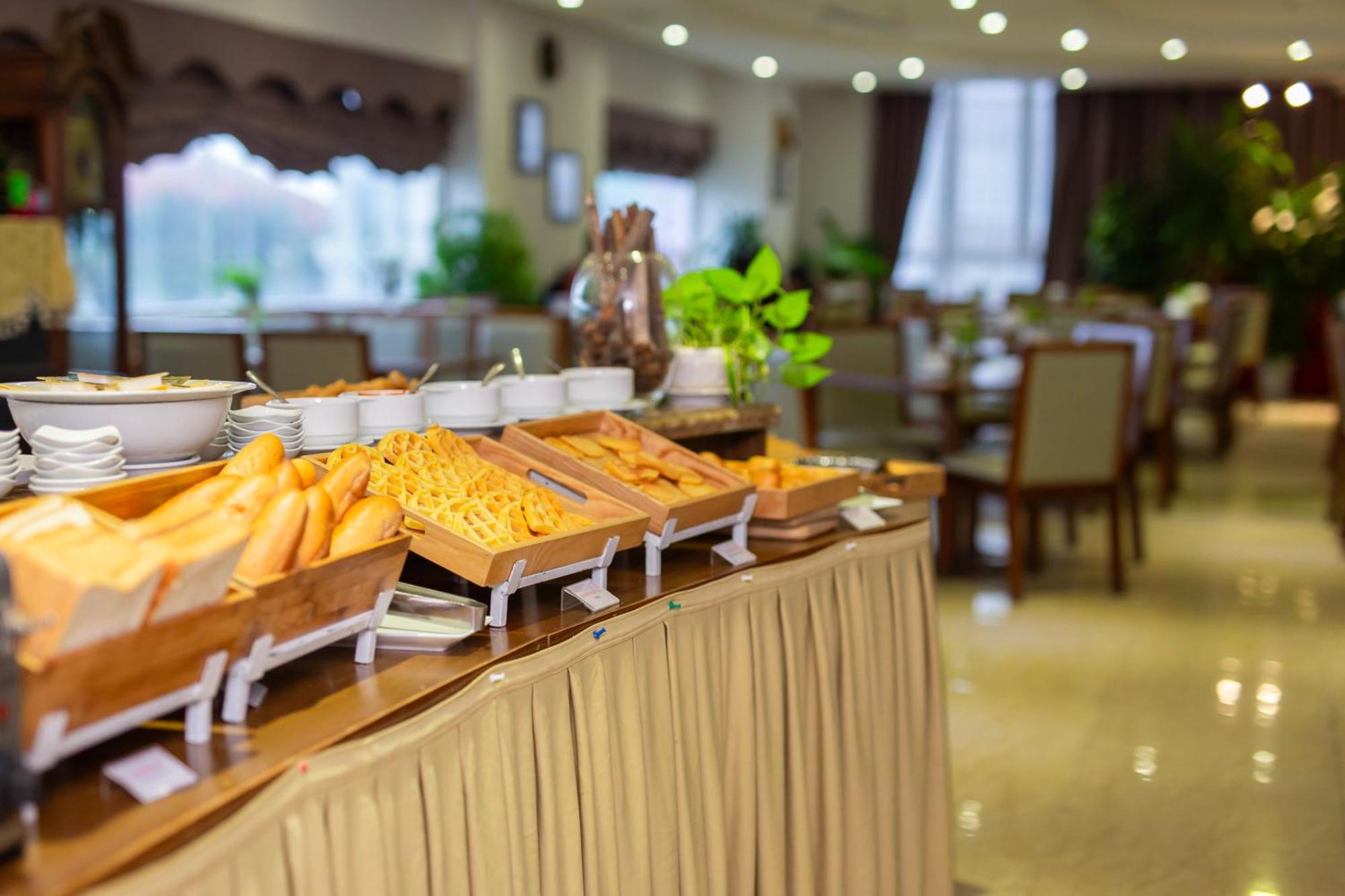Sea Phoenix Hotel Дананг Экстерьер фото