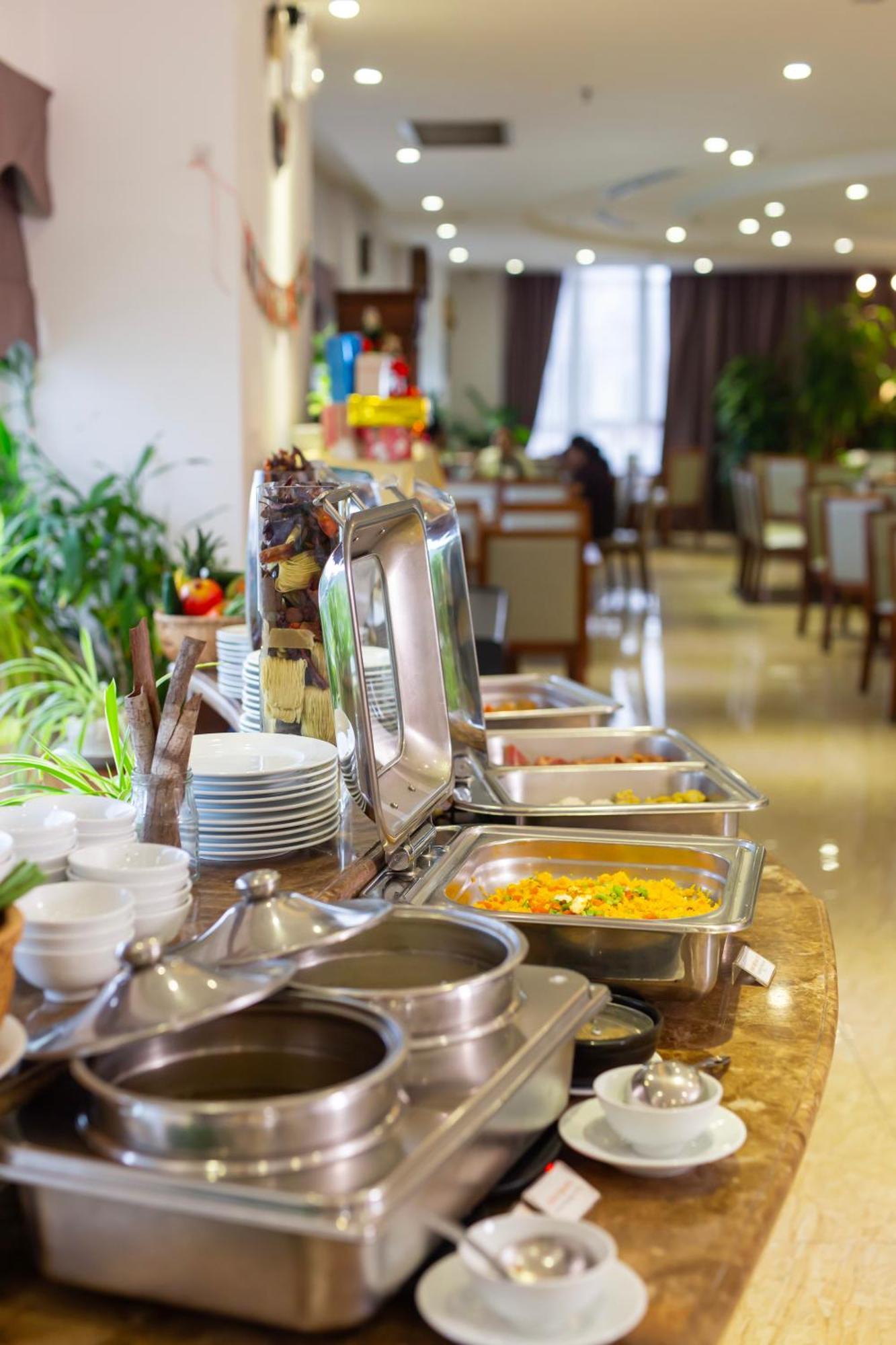Sea Phoenix Hotel Дананг Экстерьер фото