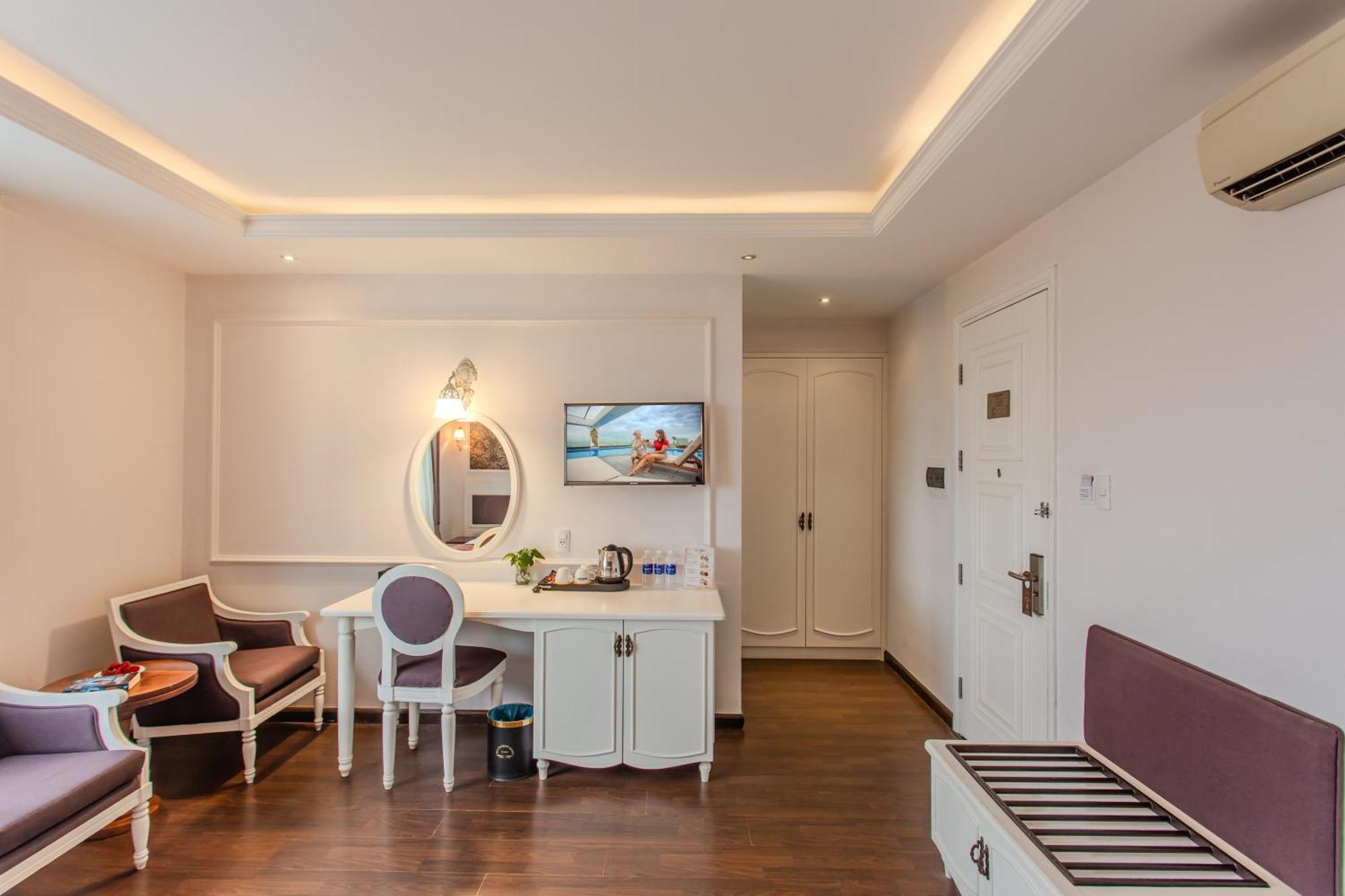 Sea Phoenix Hotel Дананг Экстерьер фото