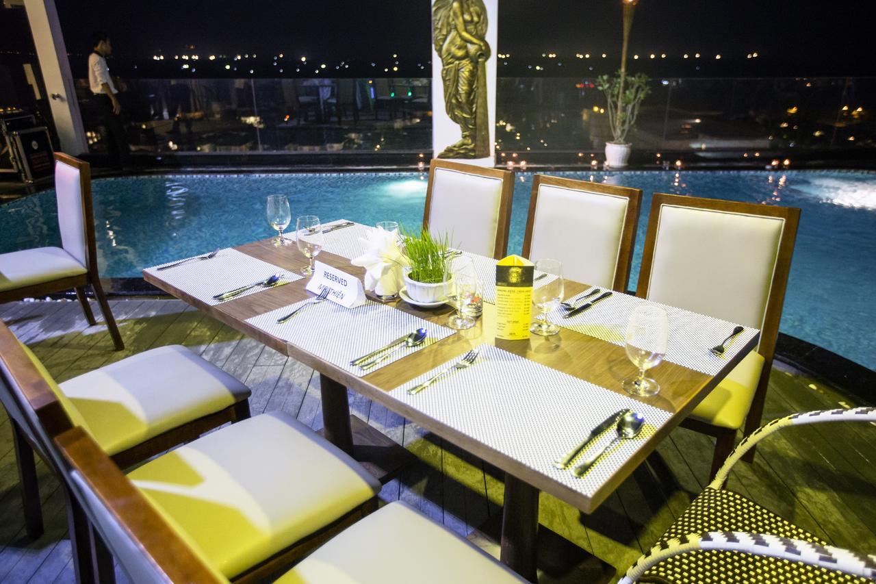 Sea Phoenix Hotel Дананг Экстерьер фото
